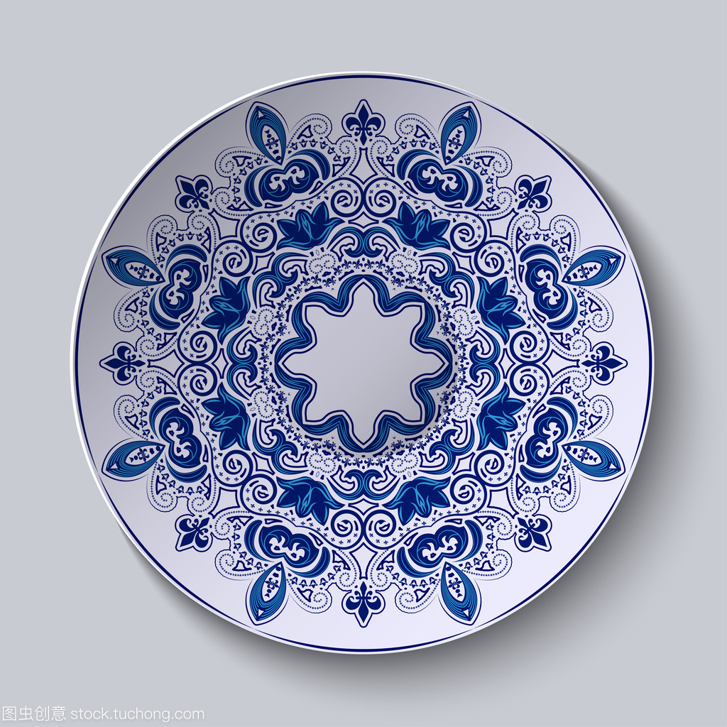 藍(lán)色的家居裝飾品。陶瓷板上應(yīng)用模式
