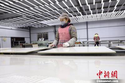 貴州加快推進小微企業和個體工商戶參加工傷保險