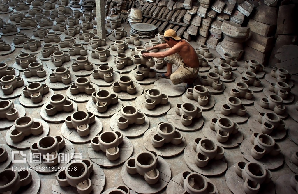 越南Vinh Long Mang Thit的波特陶瓷工廠Potter's factory ceramic at Mang Thit, Vinh Long, Viet Nam